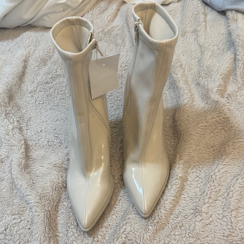 Steve Madden Glossy White Heeled Boots